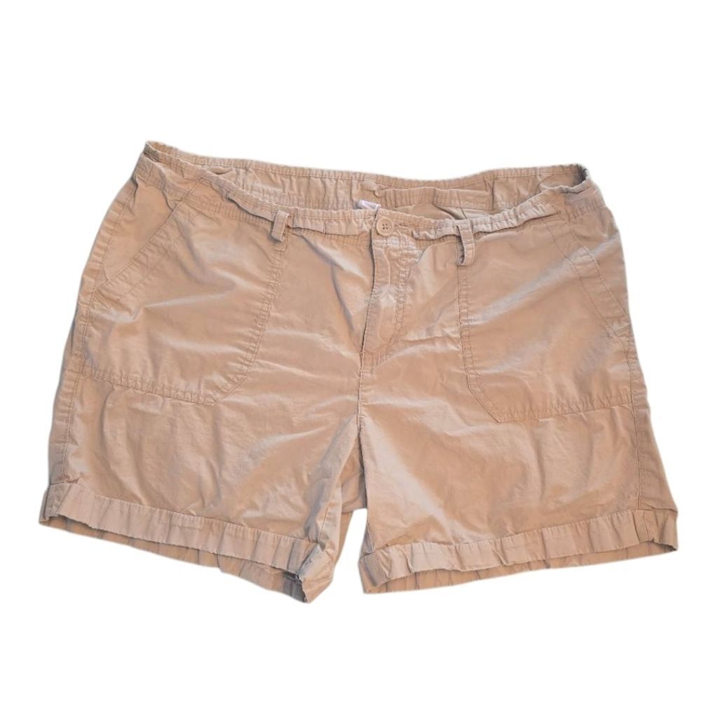 JCPenney Tan Cargo Shorts for Women Size 18w